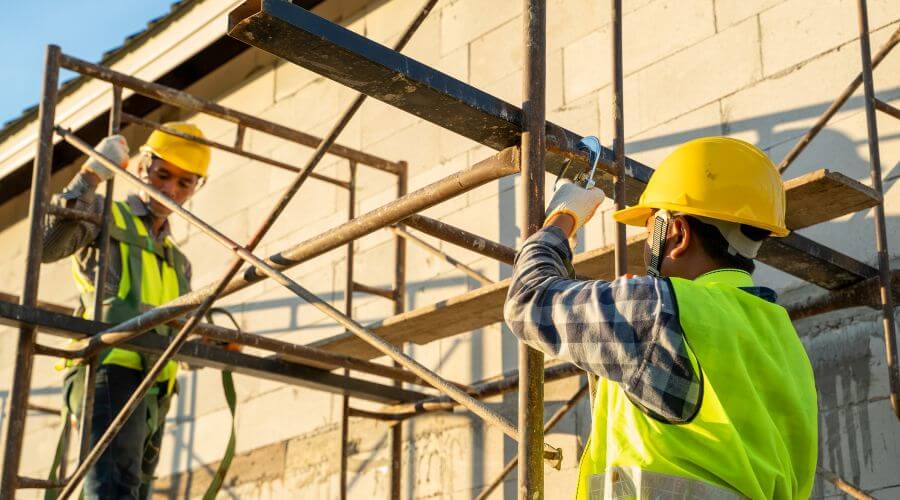 Professional fairlawn roofing services in Saint Hilaire, MN